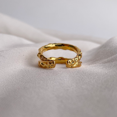 Earth's Treasure Ring