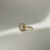 Diamond Oval Ring - Gold