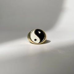 Ying Yang Ring