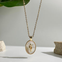 Tulip Pearl Necklace