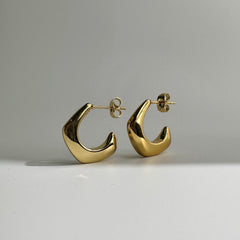 Horizon Arc Studs Earrings