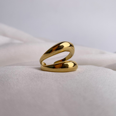 Twirling Tapestry Ring