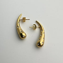Dewdrop Diamond Earrings