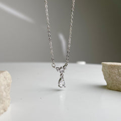 Dewdrop Delicacy Necklace