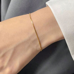 Sleek Curve Bracelet