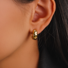 Cashew Diamond Drops Earrings