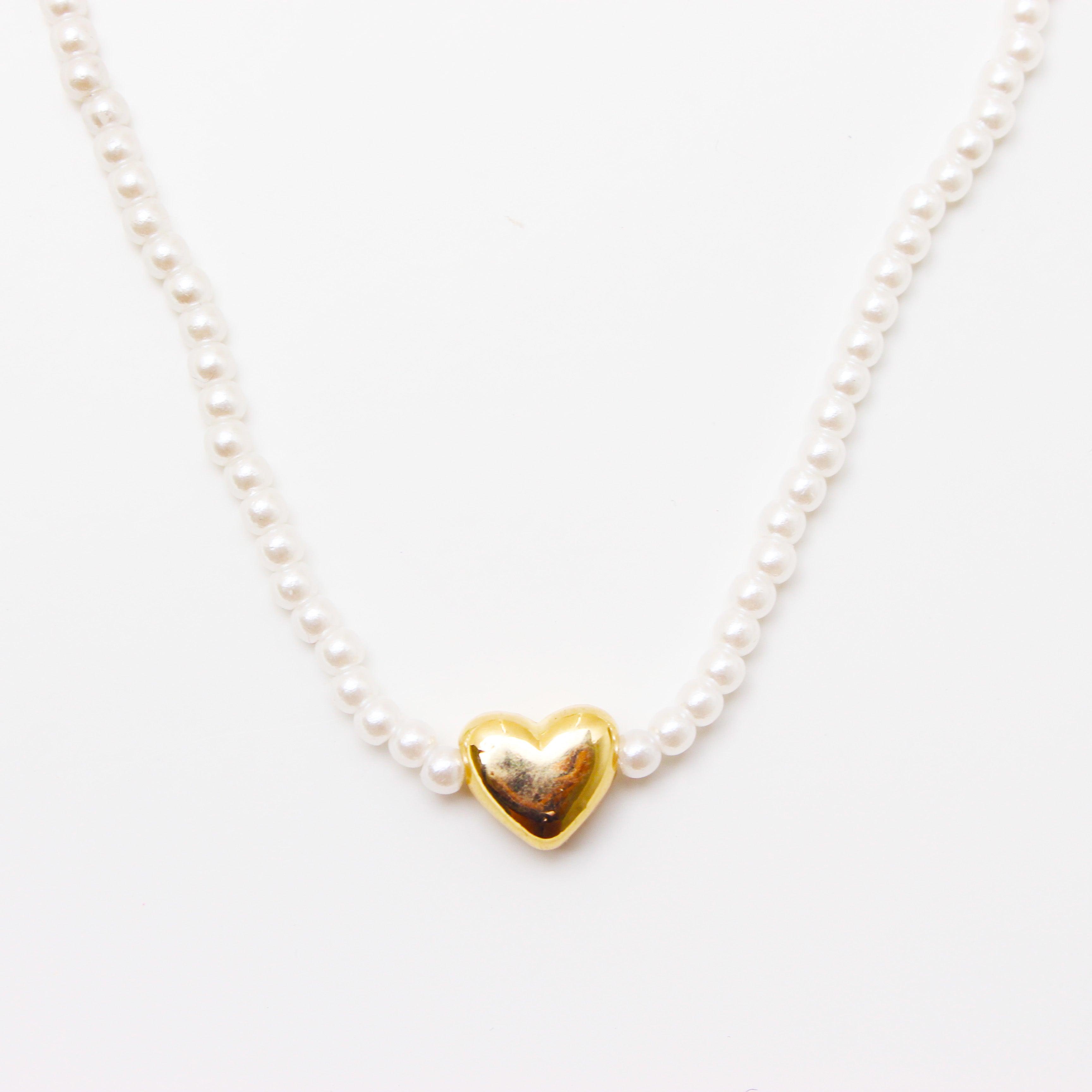 Amour Heart Pendant Necklace - Local Pitara