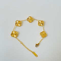 Glamorous Gold Bracelet