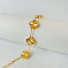 Glamorous Gold Bracelet