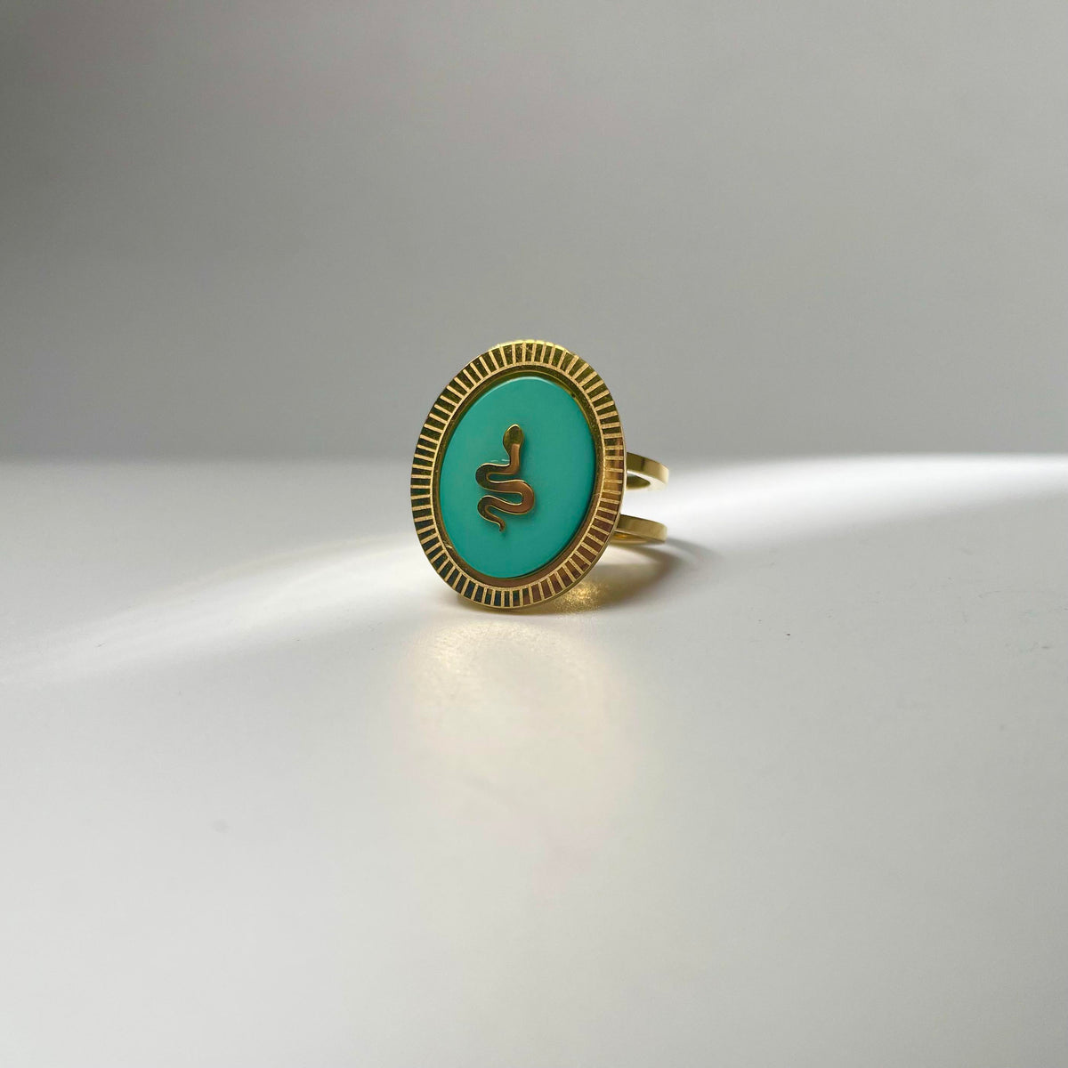 Aspis Ring - Green