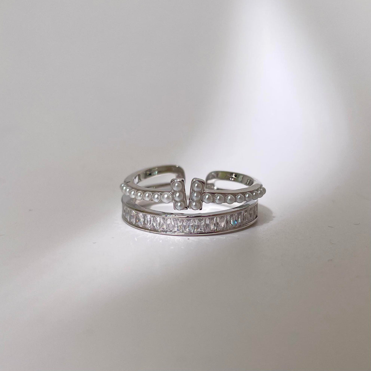 Pearl & Ice Ring - Silver