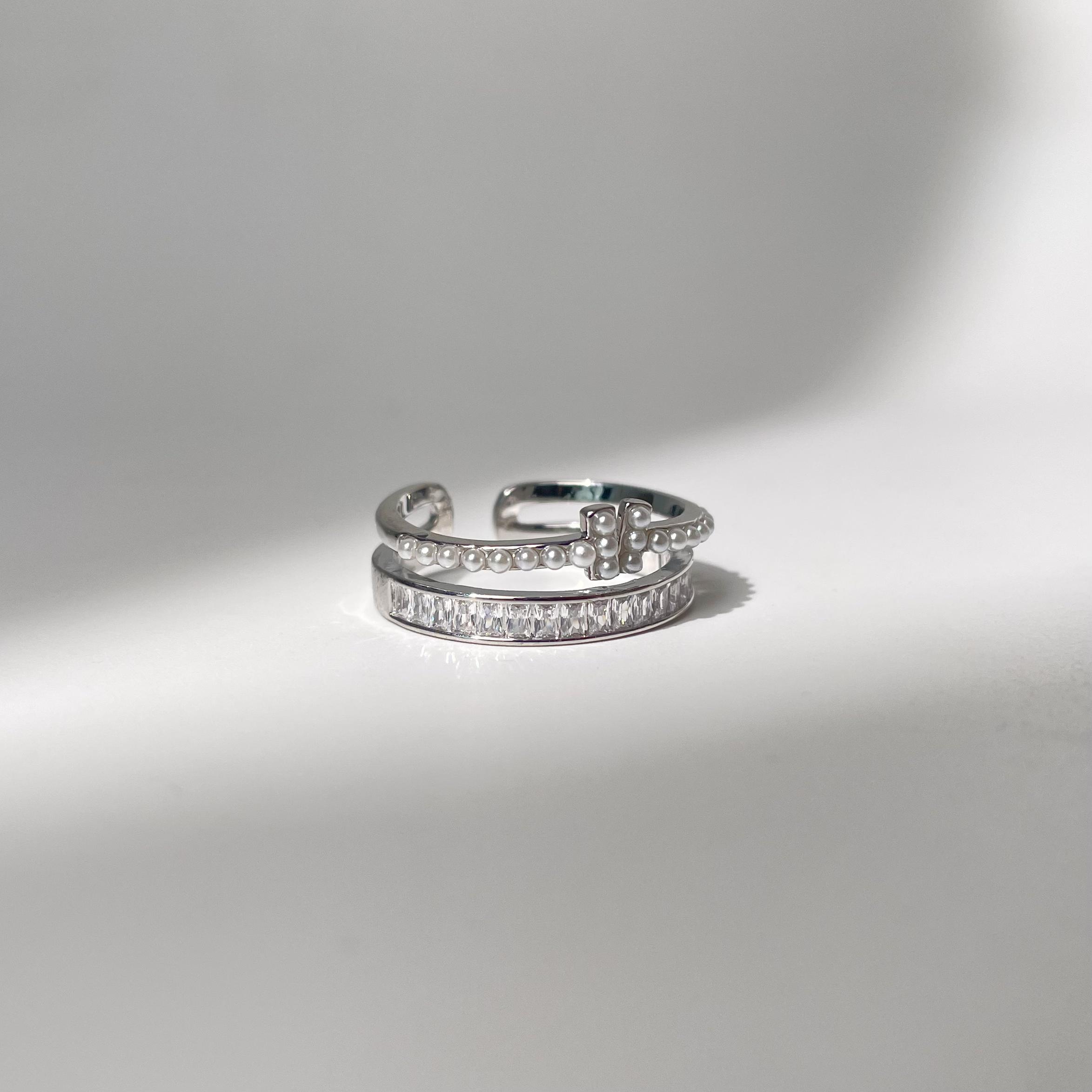 Pearl & Ice Ring - Silver