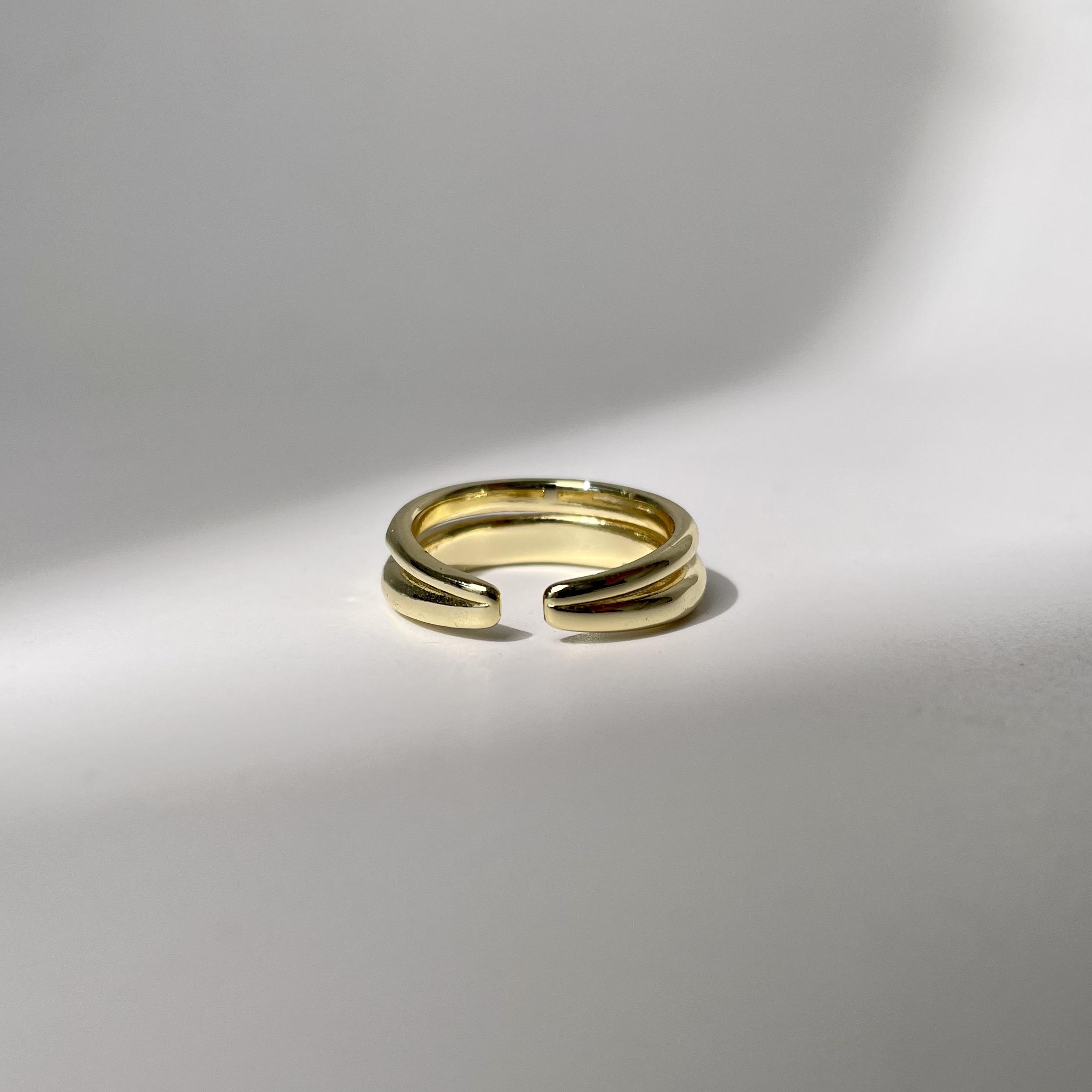 Dual Essence Ring