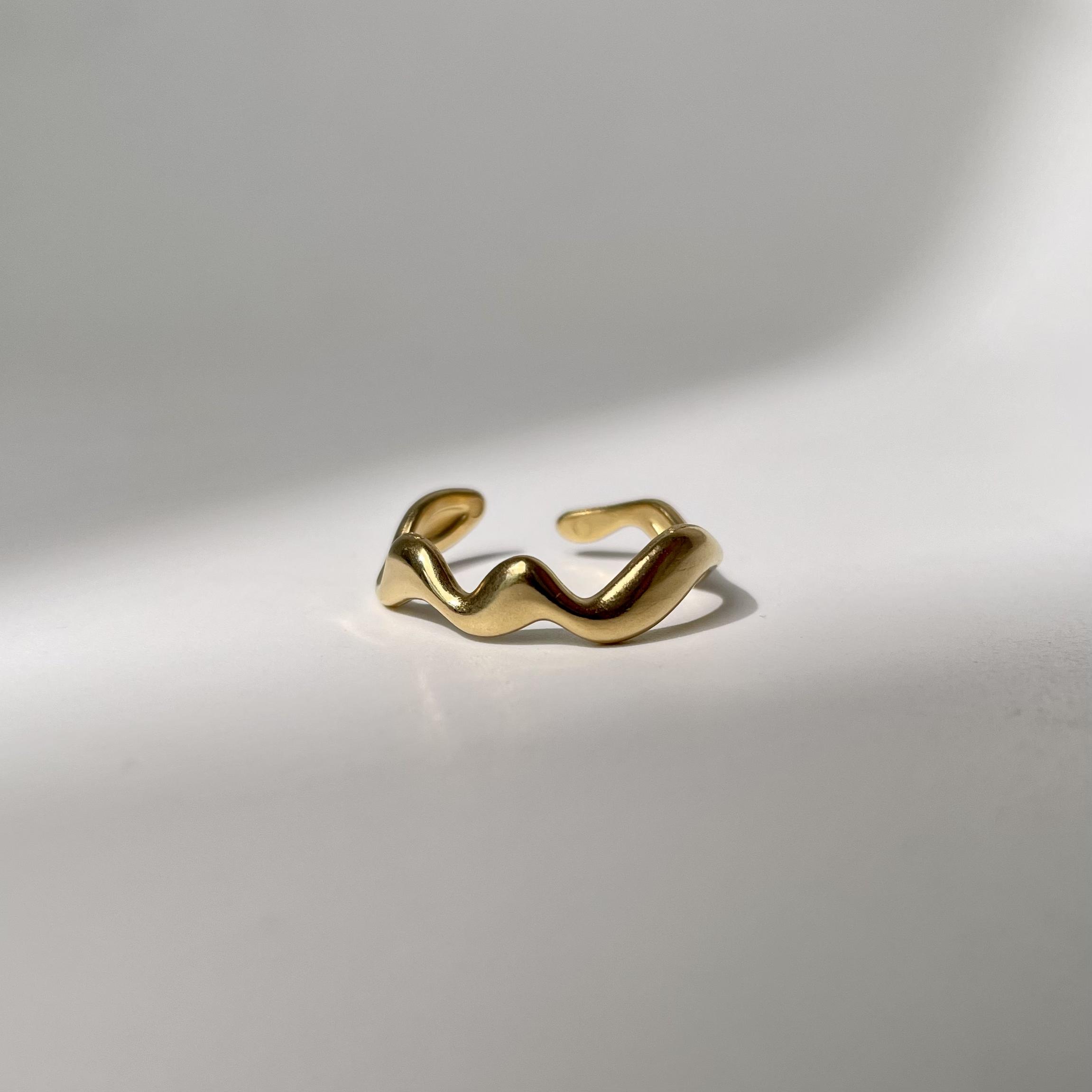 Fluid Ring