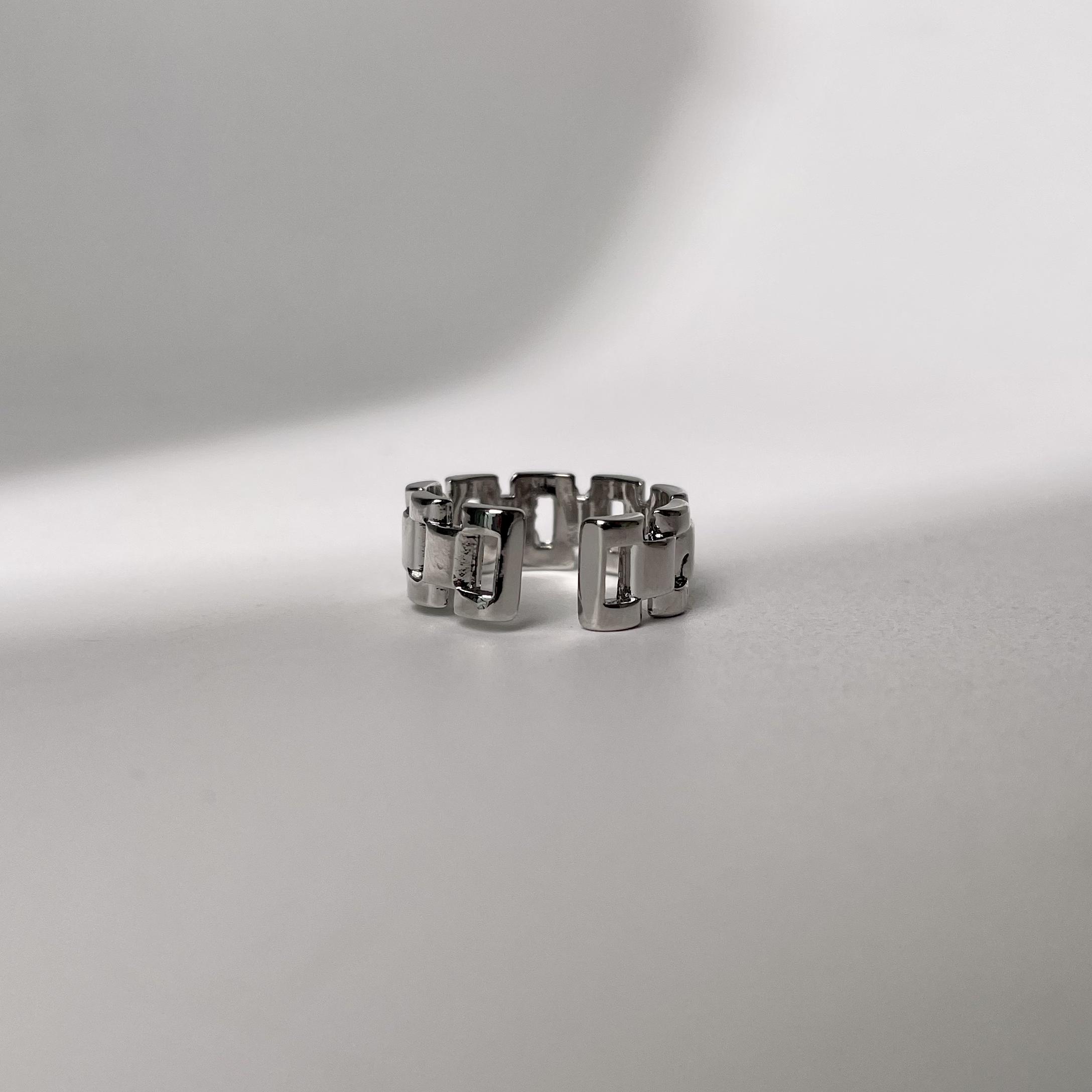 Linked Harmony Ring - Silver