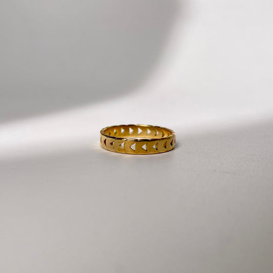 Cut-Out Ring