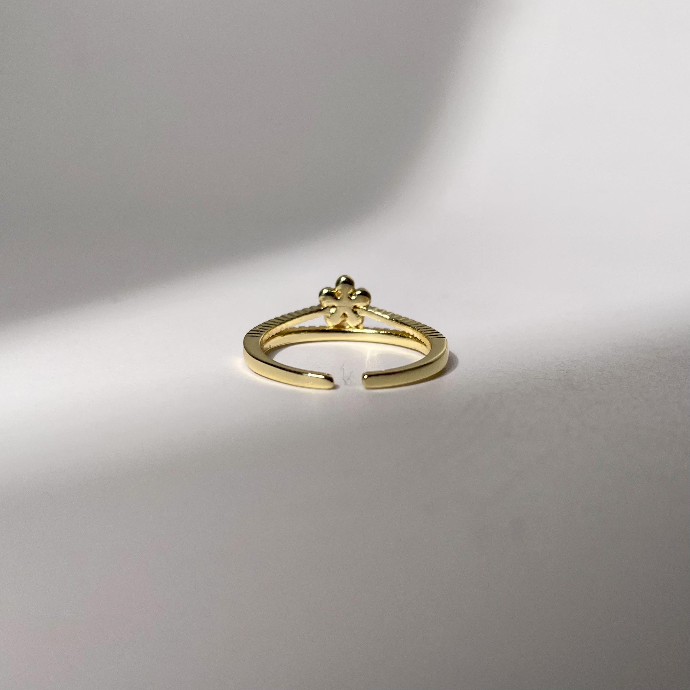 Pearl Blossom Ring