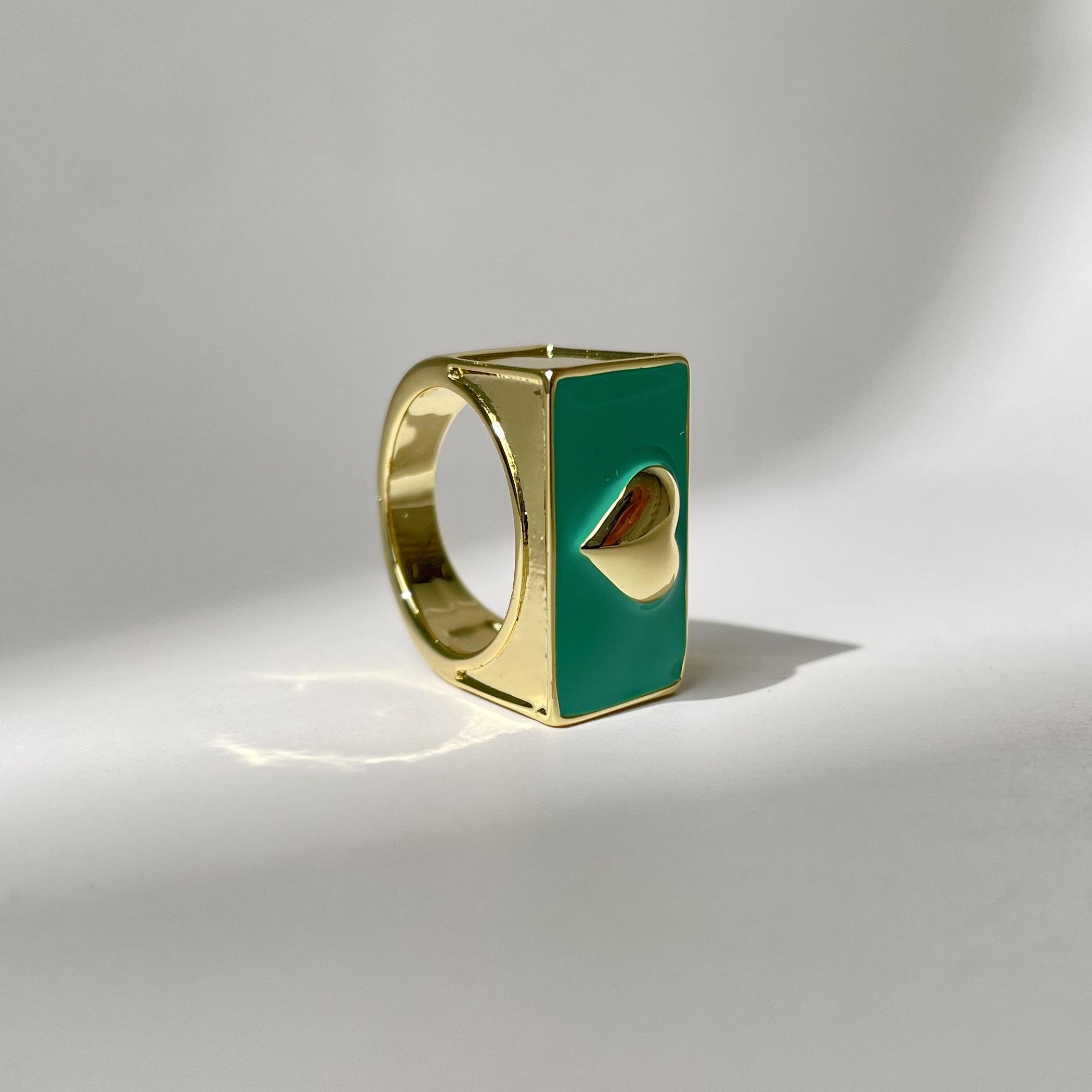 Ellie Ring