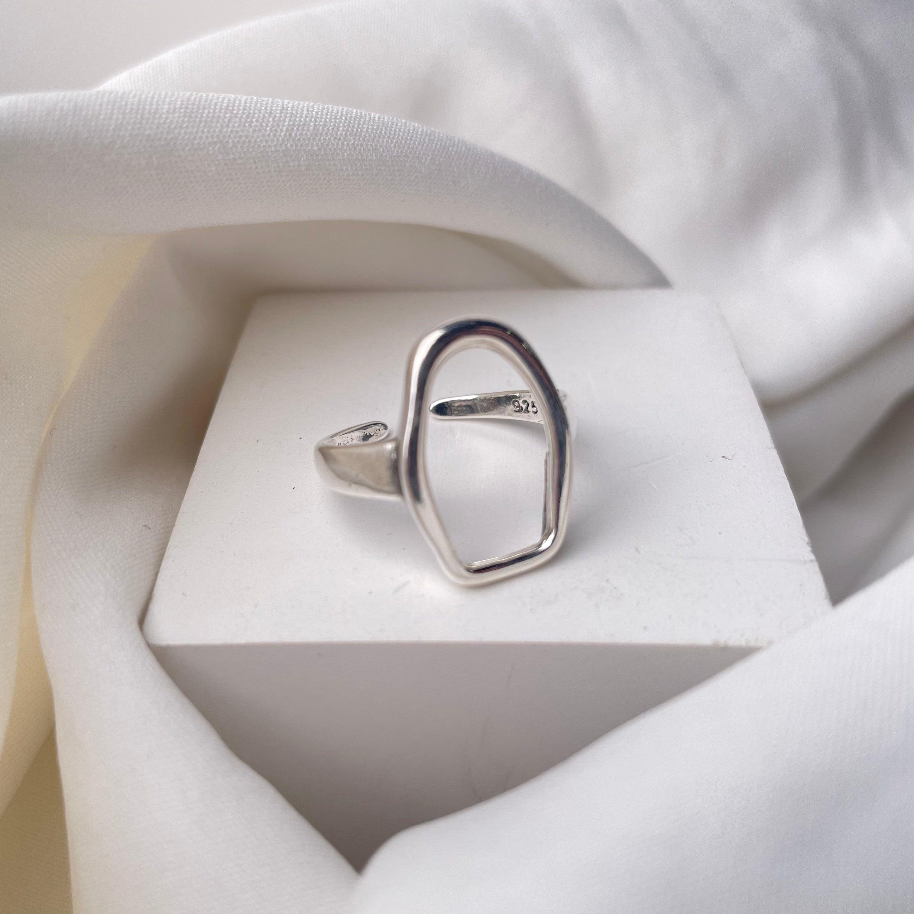 Oval Ring - Local Pitara