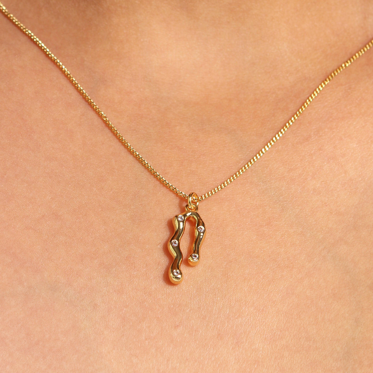 Wavy charm necklace - Local Pitara