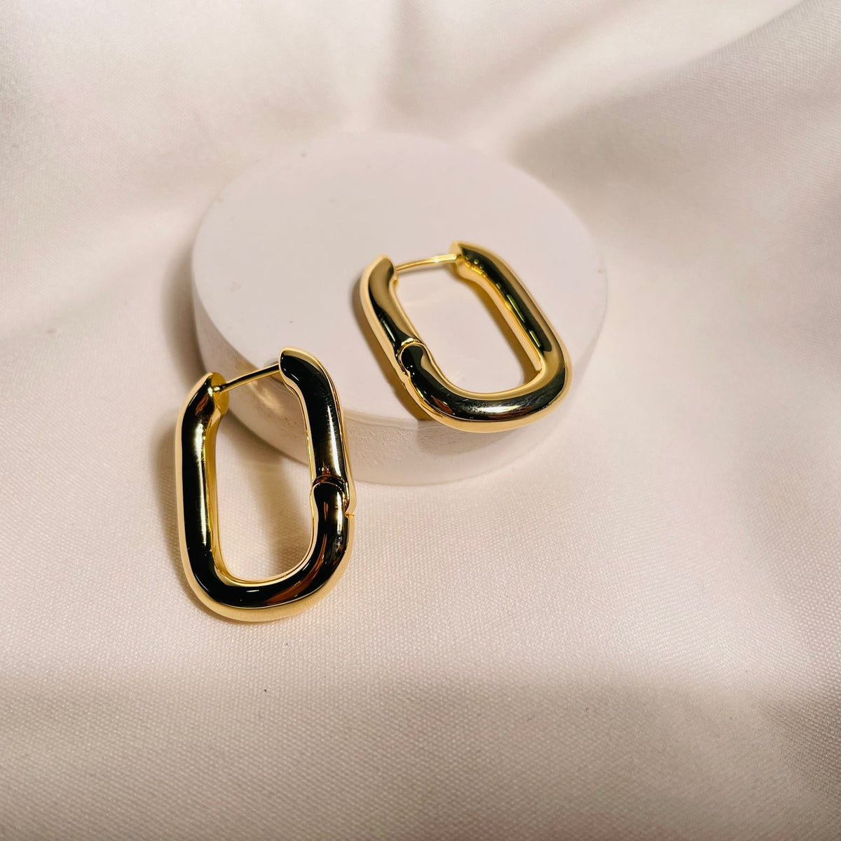 Petal Dangles Earrings