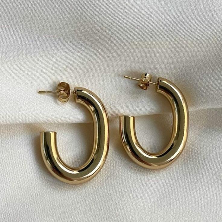 Grand J-Curve Earrings