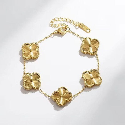 Glamorous Gold Bracelet