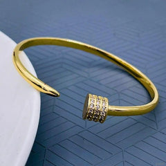 Golden Nail Kada