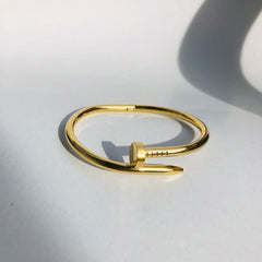 Nail Kada