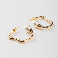 Irregular Wave C-shaped Stud Earrings - Local Pitara