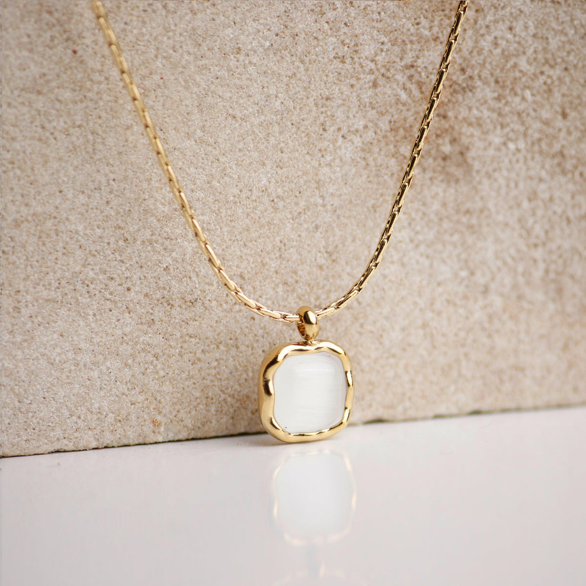 Square Mop Necklace